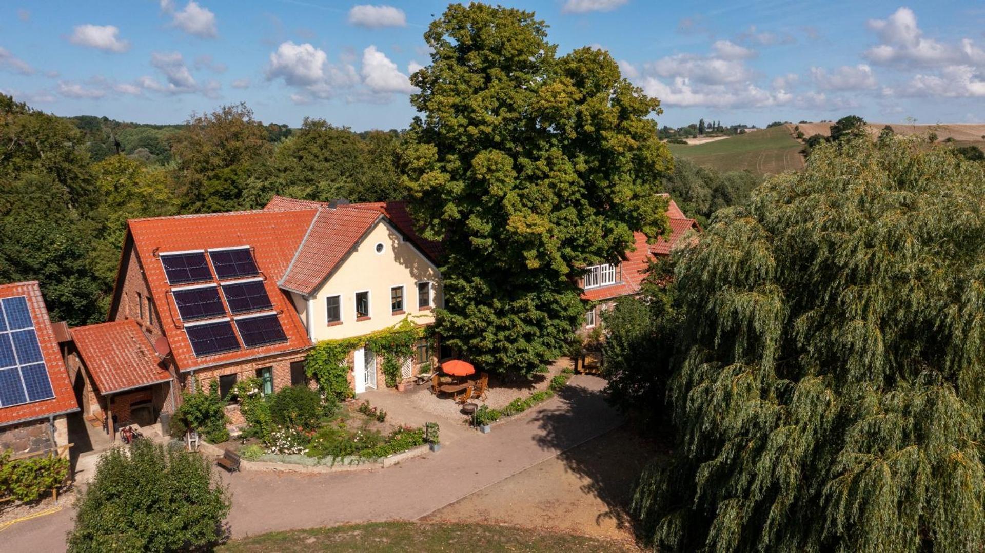 Landurlaub Auf Dem Mellenhof Apartment Funkenhagen Exterior foto